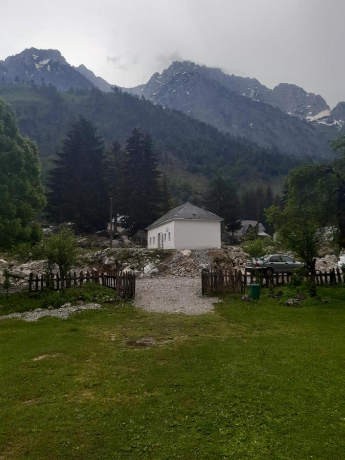 Bujtina Hysa Valbone Exterior photo